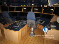 Tàu kéo lưới để bán