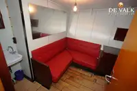 Tàu nghiên cứu để bán