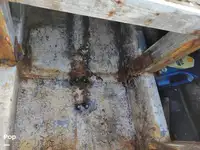 Tàu kéo lưới để bán