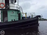 Tàu kéo để bán