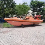 Xuồng cứu sinh rao bán
