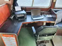 Tàu khảo sát để bán