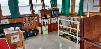 Tàu đổ bộ, chở hàng để bán