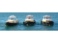 Tàu làm việc để bán