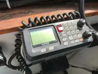 Tàu kéo để bán
