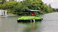 Thuyền làm việc rao bán