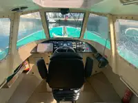 Tàu dẫn đường để bán