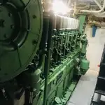 Tàu kéo lưới để bán