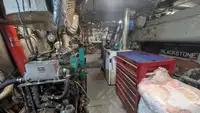 Tàu khảo sát để bán
