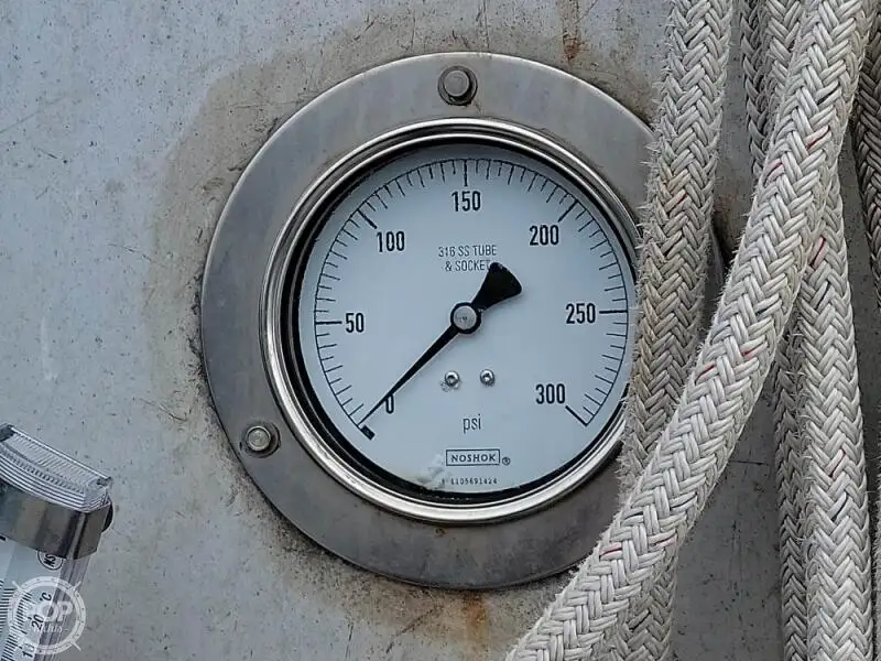 Thuyền cứu sinh để bán