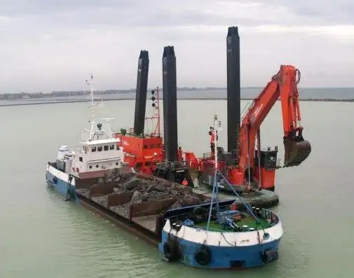 Tàu nạo vét để bán