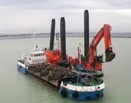 Tàu nạo vét để bán