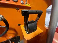 Tàu làm việc để bán