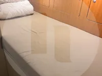 Tàu khảo sát để bán