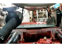 Tàu chở thủy thủ đoàn để bán