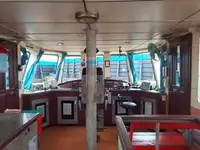 Tàu kéo để bán