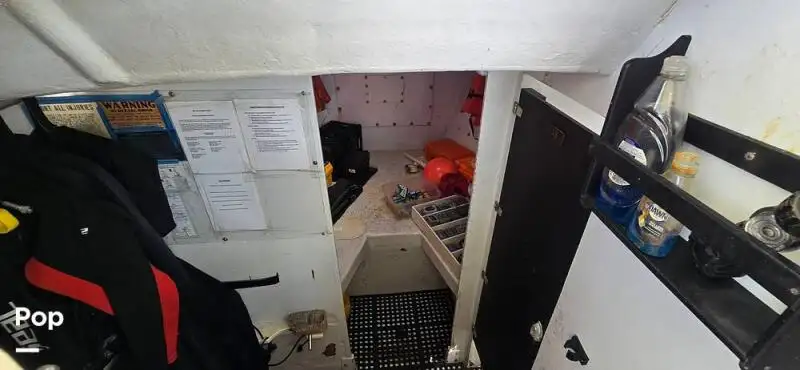 Tàu hỗ trợ lặn để bán