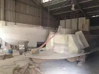 Tàu cứu hộ để bán