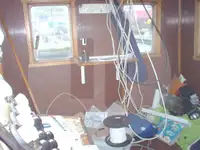 Tàu làm việc để bán