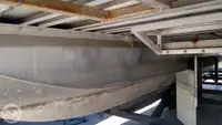 Tàu container để bán