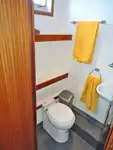 Tàu chở hàng rời để bán