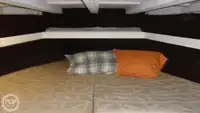 Tàu hỗ trợ lặn để bán