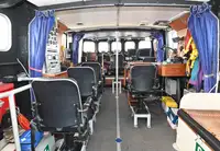 Tàu cứu hộ để bán