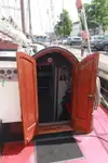 Khách sạn nổi để bán