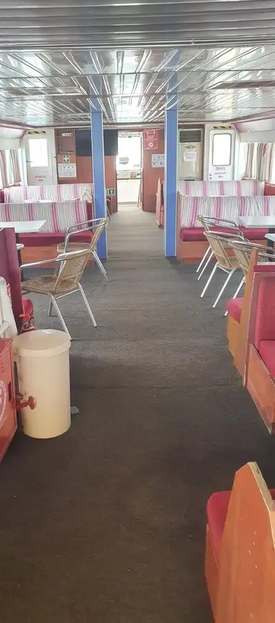 Tàu RoPax để bán