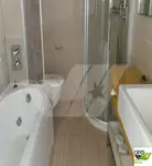 Tàu du lịch để bán