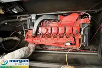Tàu làm việc để bán