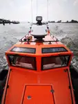 Tàu container để bán