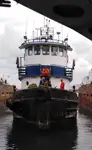 Tàu kéo để bán