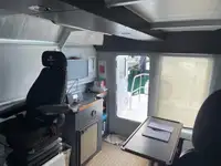Tàu dẫn đường để bán