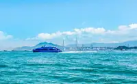 Tàu chở khách để bán