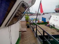 Tàu đổ bộ, chở hàng để bán