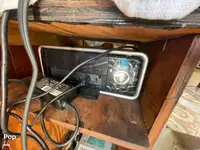Tàu kéo lưới để bán