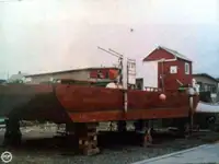 Sà lan để bán