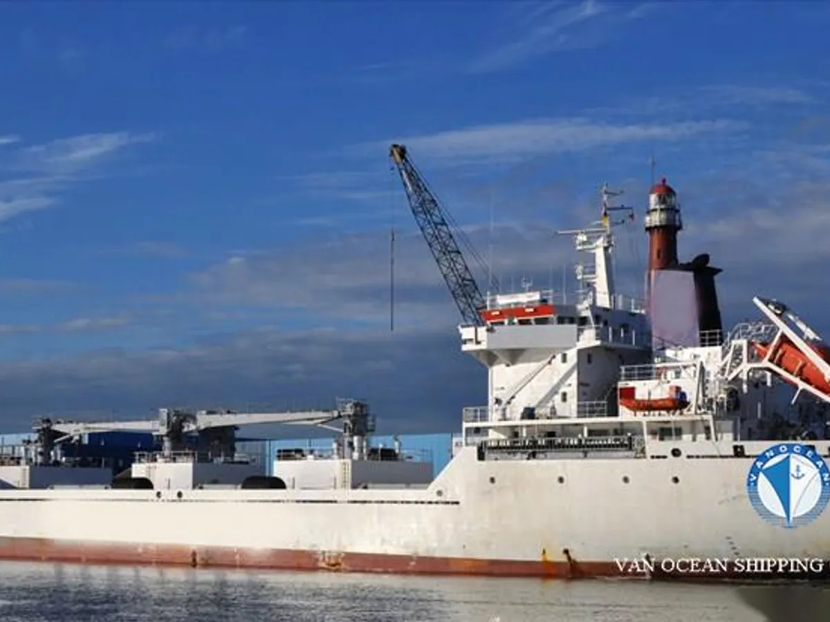 Tàu lạnh để bán
