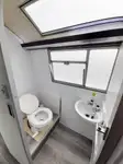 Tàu chở khách để bán