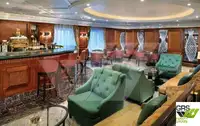 Tàu du lịch để bán