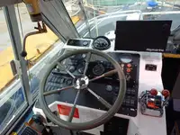Tàu chở khách để bán