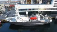 Tàu container để bán