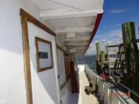 Tàu đánh cá để bán