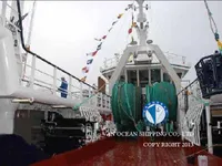 Tàu kéo lưới để bán