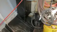 Tàu kéo lưới để bán