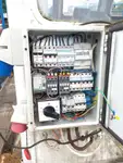 Tàu làm việc để bán