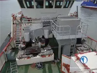 Tàu kéo lưới để bán