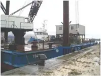 Tàu cẩu để bán