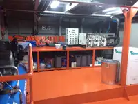 Tàu du lịch để bán